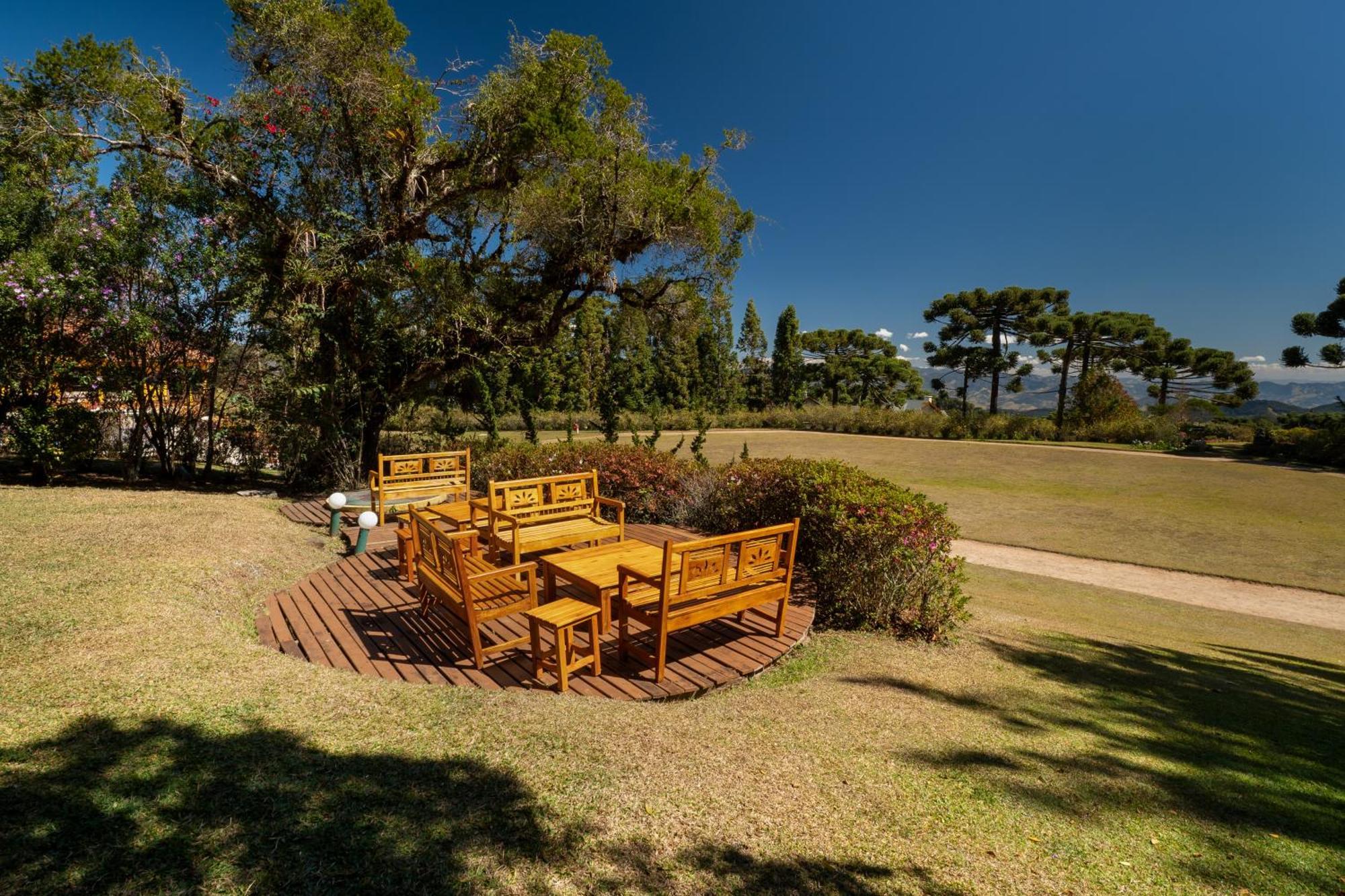 Surya-Pan Hotel Refugio Campos do Jordão Exterior foto